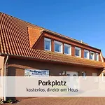 Strandnahe Familien-oase Mit Kinderbuggy